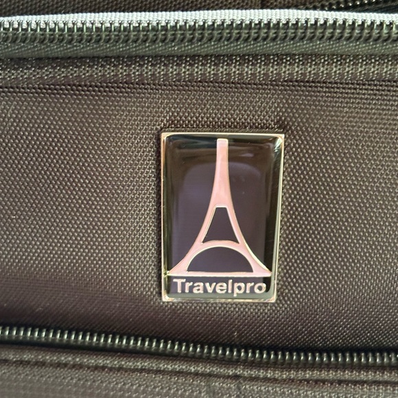 TRAVELPRO Black Maxlite 5 Soft Tote - Picture 2 of 12